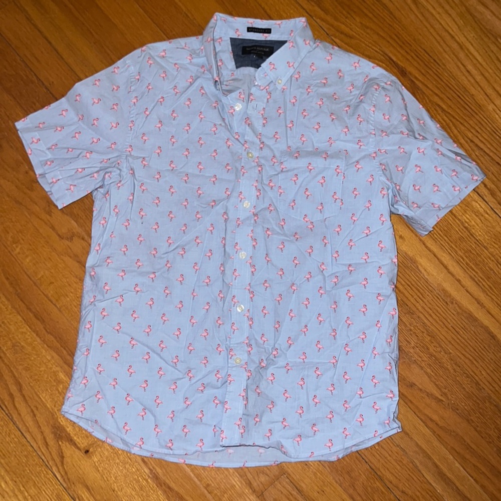 Banana republic size Large button down flamingo